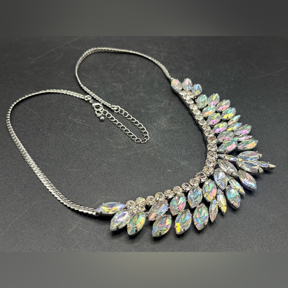 Aurora Borealis Iridescent Necklace - Picture 9 of 12